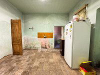 Eladó sorház, Mezőlakon 8.9 M Ft, 2 szobás