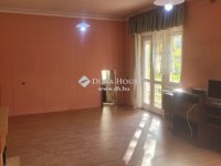 Eladó családi ház, XIV. kerületben 179 M Ft, 6 szobás