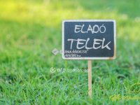 Eladó telek