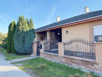 Eladó ikerház, Pécelen 114.9 M Ft, 3+1 szobás