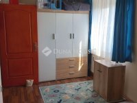 Eladó panellakás, Debrecenben 66.5 M Ft, 4 szobás