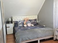 Eladó családi ház, Pécsett 89.9 M Ft, 7 szobás