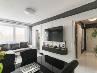 Eladó panellakás, III. kerületben, Vörösvári úton 89 M Ft