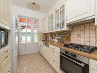 Eladó családi ház, XVII. kerületben 210 M Ft, 6 szobás