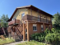Eladó téglalakás, Vecsésen 87 M Ft, 4 szobás
