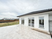 Eladó ikerház, Pécelen 137 M Ft, 5 szobás / költözzbe.hu
