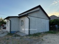 Eladó családi ház, Tápiószentmártonon 35 M Ft, 1+1 szobás