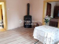 Eladó családi ház, Szegeden 69 M Ft, 2 szobás