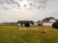 Eladó családi ház, Halászin 99.9 M Ft, 5 szobás