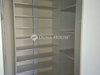 Eladó téglalakás, Szegeden 64 M Ft, 3 szobás