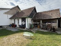 Eladó családi ház, Zsámbokon 54 M Ft, 4 szobás
