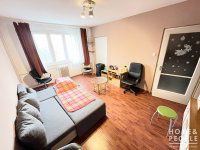 Eladó téglalakás, Szegeden 38.999 M Ft, 1+1 szobás