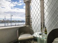 Eladó téglalakás, I. kerületben 144.3 M Ft, 3 szobás