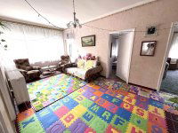 Eladó családi ház, Balatonszabadiban 79.9 M Ft, 5+2 szobás