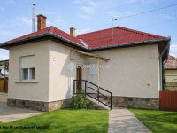 Eladó családi ház, Monoron 47.99 M Ft, 2 szobás