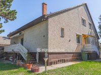 Eladó családi ház, Székesfehérvárott 135 M Ft, 6+1 szobás