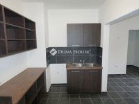 Eladó üzlethelyiség, Zalaszentivánon 130 M Ft, 2 szobás