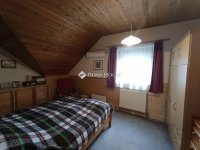 Eladó családi ház, Pécsett 119 M Ft, 6 szobás