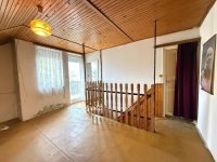 Eladó családi ház, Vecsésen 96 M Ft, 6 szobás