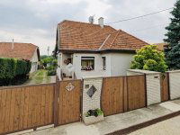 Eladó családi ház, Tárnokon 134.9 M Ft, 5 szobás