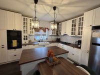 Eladó családi ház, XVI. kerületben 229.5 M Ft, 6 szobás