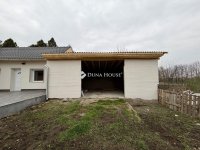 Eladó családi ház, Előszálláson 65 M Ft, 3 szobás