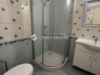 Eladó téglalakás, Pécsett 88.8 M Ft, 3 szobás