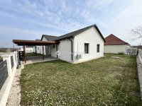 Eladó ikerház, Veszprémben, Veres Péter utcában 136 M Ft