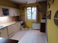 Eladó téglalakás, Kecskeméten 49.9 M Ft, 2 szobás