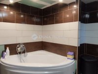 Eladó családi ház, Tápiószecsőn 59.9 M Ft, 6 szobás