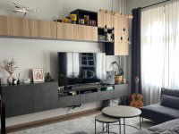 Eladó téglalakás, VI. kerületben 89 M Ft, 2 szobás