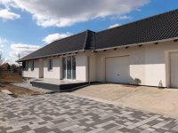 Eladó ikerház, Hernádon 74.9 M Ft, 4 szobás