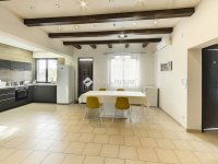 Eladó családi ház, Kecskeméten 199 M Ft, 9 szobás