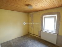 Eladó családi ház, Hahóton 48 M Ft, 4+1 szobás