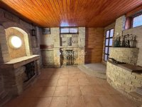 Eladó családi ház, Kecskeméten 94.9 M Ft, 8 szobás