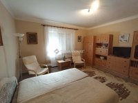 Eladó családi ház, Esztergomban 125 M Ft, 6 szobás