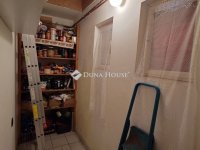 Eladó családi ház, Pilisen 89.5 M Ft, 4 szobás