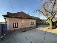 Eladó családi ház, Dabason 60 M Ft, 4 szobás