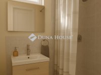 Eladó családi ház, Kunpeszéren 11 M Ft, 2 szobás