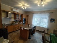 Eladó családi ház, Sümegen 69.9 M Ft, 3 szobás