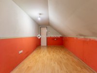 Eladó családi ház, XVIII. kerületben 104.9 M Ft, 6 szobás