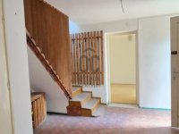 Eladó családi ház, Szentendrén 89.9 M Ft, 3 szobás