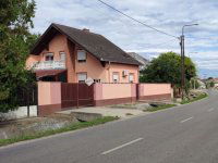 Eladó családi ház, Tápiószentmártonon 69.9 M Ft, 5 szobás