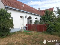 Eladó családi ház, Góron 72.2 M Ft, 3 szobás