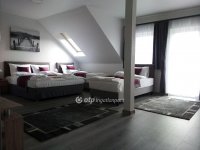 Eladó családi ház, Egerben 120 M Ft, 6 szobás