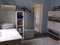 Eladó családi ház, Gyöngyösön 79.9 M Ft, 3 szobás