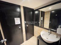 Eladó üzlethelyiség