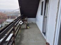 Eladó családi ház, Pécsett 79.9 M Ft, 6 szobás