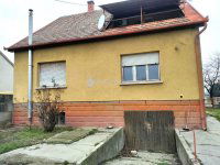 Eladó családi ház, Kapuváron 52.5 M Ft, 4 szobás