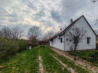 Eladó családi ház, Tikoson 31.9 M Ft, 4 szobás